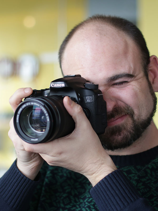 video-side Business photographer